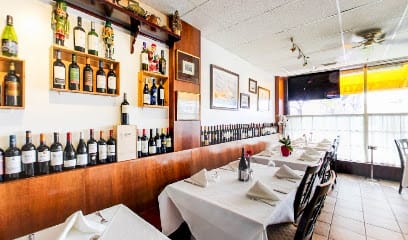 Farolito Restaurant - Peruvian Restaurant