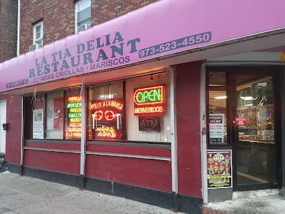 La Tia Delia - Peruvian Restaurant